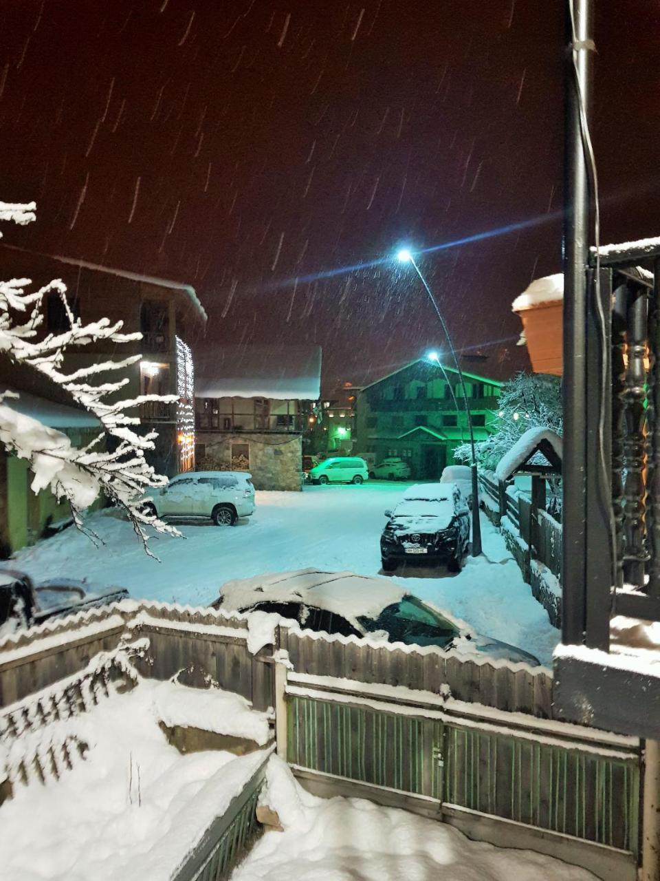 Hotel Elite House Mestia Zewnętrze zdjęcie